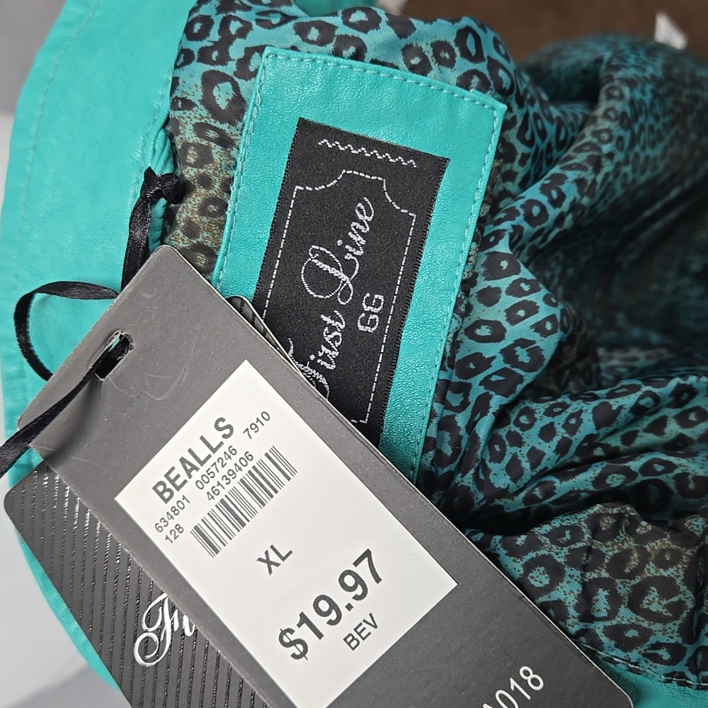 First Line Jacket - image 6